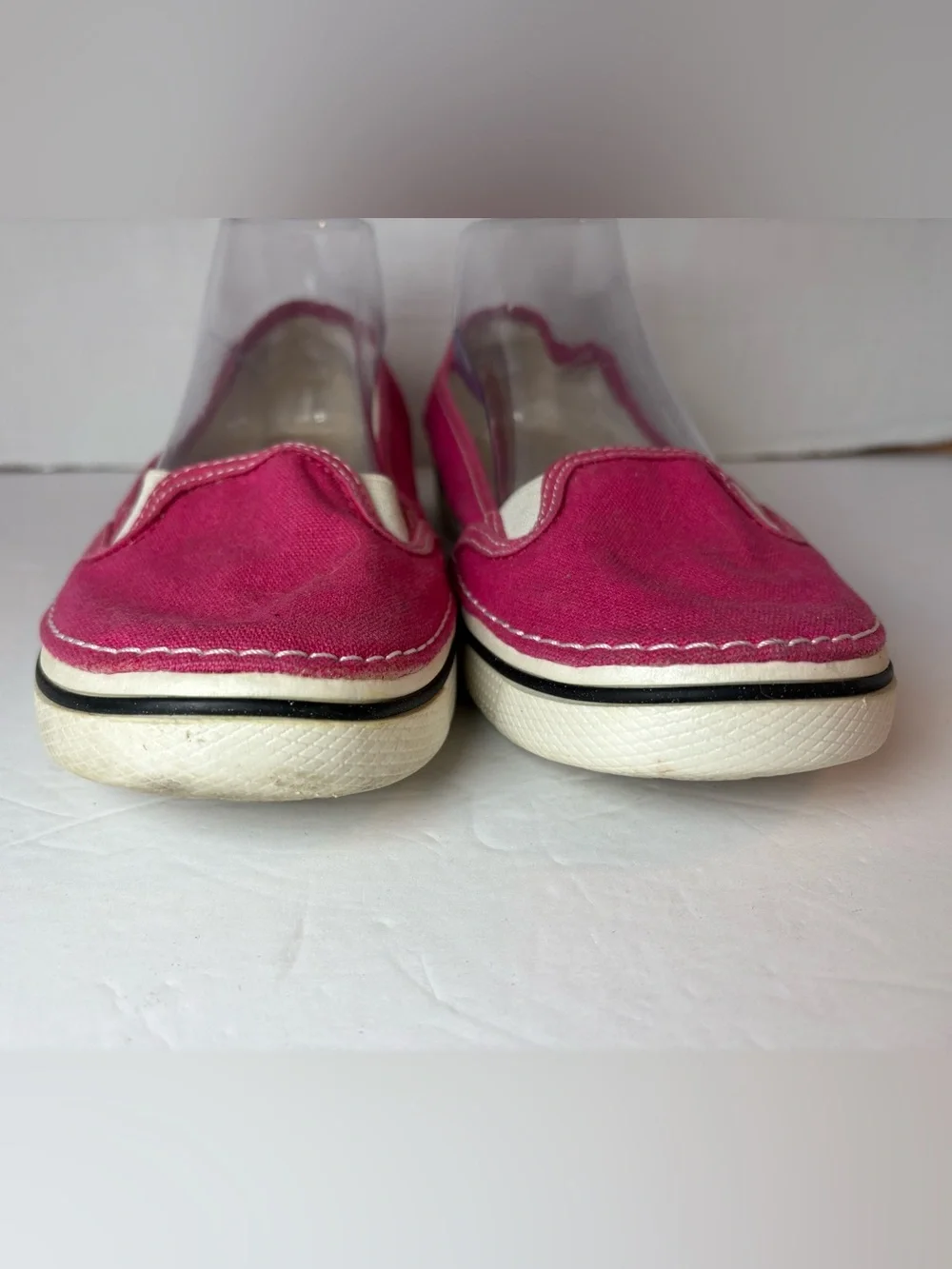 Crocs Women’s Hot Pink Hover Slip-on Canvas Sneakers Size 9
